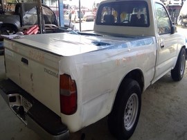 98 TOYOTA TACOMA, WHITE, STD CAB, 2.4L, AT, 2WD.   Z26468